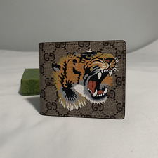 Billetera Gucci para hombre con estampado de tigre GG Supreme (usada) segunda mano  Embacar hacia Mexico