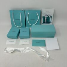Cajas y bolsos de regalo, cinta y tarjetas de Tiffany & Co SOLAMENTE segunda mano  Embacar hacia Mexico