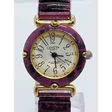 Usado, Reloj Geneva para mujer. Púrpura, colores crema. Banda púrpura a juego. Reloj de trabajo segunda mano  Embacar hacia Argentina