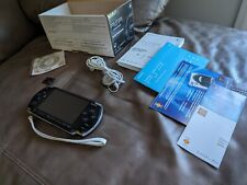 Sony PSP 1000 Launch Edition, Negro (En Caja con Demo UMD + Accesorios) segunda mano  Embacar hacia Argentina