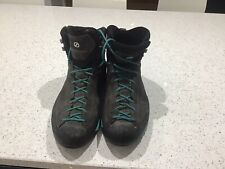 Scarpa walking boots for sale  BARNSLEY