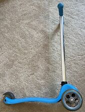 Scooter Globber infantil usado azul 3 rodas 26” trava rodas dianteiras, usado comprar usado  Enviando para Brazil
