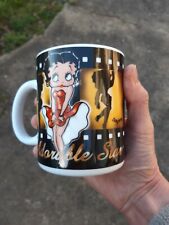 Tasse mug betty d'occasion  Ozoir-la-Ferrière