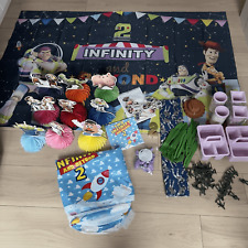 Disney Two Infinity and Beyond 2nd Birthday Party Supplies; Lote de decoração Toy Story comprar usado  Enviando para Brazil
