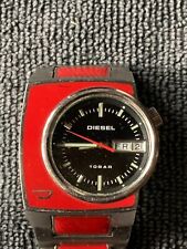 RELOJ DIESEL PARA HOMBRE DZ4069 ""ALERTA ROJA"" ART DECO CUADRADO REDONDO GRUESO STEPHEN FRY segunda mano  Embacar hacia Argentina