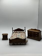 3 pc wood bedroom set for sale  New Braunfels