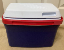Refrigerador pessoal Rubbermaid vintage em excelente estado usado modelo 1827 vermelho/branco/azul feito nos EUA, usado comprar usado  Enviando para Brazil