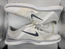 Usado, Tênis de corrida Nike feminino na temporada TR 5 807333-100 branco tamanho 8.5 comprar usado  Enviando para Brazil
