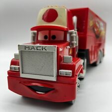 "Camión de plástico Disney Pixar Cars Mack con remolque juguete L 15"" H 6,25""", usado segunda mano  Embacar hacia Argentina
