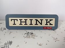 Letrero de placa de escritorio de plástico azul de colección IBM ""THINK Is THWIM"" años 60-70 segunda mano  Embacar hacia Argentina