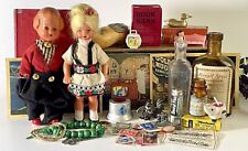 Cajón de chatarra vintage-farmacia, estampillas, minis, muñecas, postales, artículos de novedad segunda mano  Embacar hacia Argentina