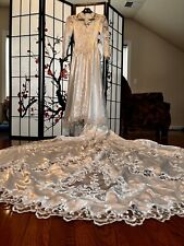 Gorgeous wedding dress for sale  Severna Park