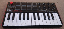 Usado, AKAI MPK MINI TECLADO USB 25 LLAVES USB CONTROLADOR MIDI COMO ESTÁ PROBADO LA ALIMENTACIÓN segunda mano  Embacar hacia Argentina