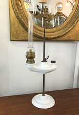 Porcelain oil lamp d'occasion  Expédié en Belgium