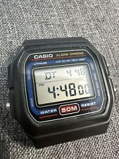 Cuarzo digital vintage Casio W-71 modelo 549 hombre 50m  segunda mano  Embacar hacia Argentina