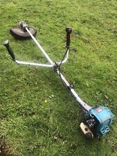 Makita strimmer petrol. for sale  READING