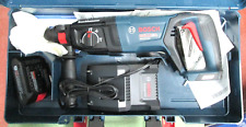 NOVO - Bosch BULLDOG 18V 1 pol. kit de martelo rotativo com bateria e carregador GBH18V-26DK15 comprar usado  Enviando para Brazil