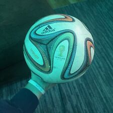 Bola de partido oficial brazuca talla 5 - muy buen estado de juego, usado segunda mano  Embacar hacia Argentina