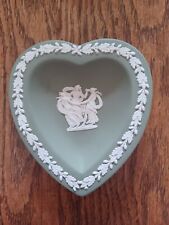 Wedgewood Green Jasperware Pin Dish, Greek 3 Graces. Heart Shaped 4" By 3 1/2", used for sale  Shipping to South Africa