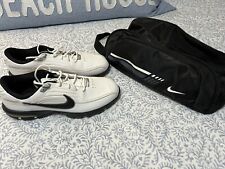 Usado, Tênis de golfe Nike Air branco preto masculino tamanho 9 com boa bolsa de transporte para guardar sapatos comprar usado  Enviando para Brazil