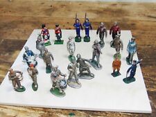 Lot anciennes figurines d'occasion  Auch