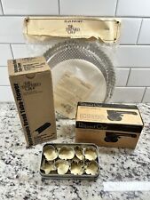 Pacote com 4 peças Pampered Chef, tubo de pão, ralador de queijo, conjunto de cortador, conjunto de frigideira comprar usado  Enviando para Brazil