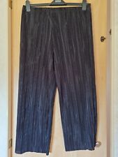 Used, Ladies Black Crinkle Material Elasticated Waist  Short Trousers Size 12 for sale  CAERPHILLY