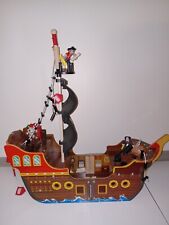 Barco pirata encuadernado Kidcraft Adventure con cinco accesorios segunda mano  Embacar hacia Argentina