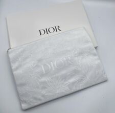Dior white floral d'occasion  Expédié en Belgium