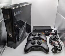 Konsola Xbox 360 S 320 GB czarna + 2x kontroler bezprzewodowy na sprzedaż  Wysyłka do Poland