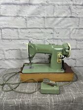 Vintage singer sewing for sale  Marshalltown