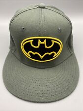 Gorra de sombrero amarillo gris de Batman DC Comics elástica ajustable segunda mano  Embacar hacia Argentina