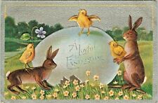 Cartão postal vintage alegre em relevo de Páscoa coelhos comemoram com filhotes ovo gigante  comprar usado  Enviando para Brazil