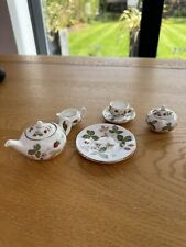 Wedgewood minature strawberry for sale  STAMFORD