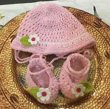 Cappellino scarpette lana usato  Capo D Orlando