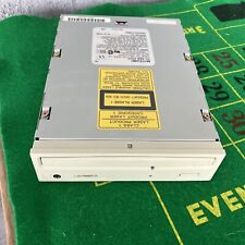 UNIDAD DE CD-ROM MITSUMI CRMC-FX400E 12 VDC 1.2 A búsqueda de estado segunda mano  Embacar hacia Argentina