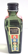 Vintage Passaporte Uísque Escocês 1/10 Pinta Garrafa Verde Vazia Carimbo Fiscal Parcial comprar usado  Enviando para Brazil