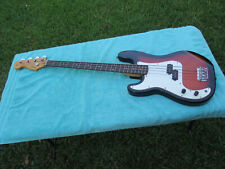 left handed bass guitar for sale  Hollywood