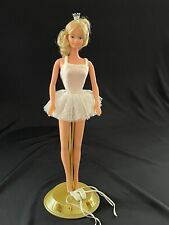 Barbie ballerine vintage d'occasion  Crécy-la-Chapelle