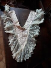 Col ancien robe d'occasion  Le Nouvion-en-Thiérache