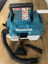 makita vacuum for sale  HEMEL HEMPSTEAD