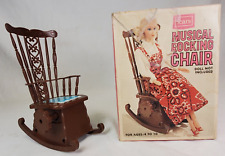 Cadeira de Balanço Musical Brinquedo Vintage Sears #4931191 7 1/2" Alta Perfeita/Funcionando Com Caixa comprar usado  Enviando para Brazil