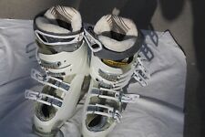womans ski 5 24 boots for sale  Star