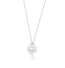 TIFFANY & CO REGRESAN AL COLGANTE TIFFANY HEART TAG EN PLATA DE LEY CON DIAMANTE segunda mano  Embacar hacia Mexico