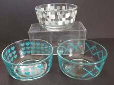 Set three pyrex for sale  Beckley