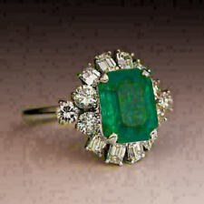 Anello di fidanzamento halo halo in oro bianco 14 carati su 3.2ct verde smeraldo e diamanti, usato usato  Spedire a Italy