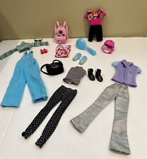 LOTE DE 16 piezas de ropa y accesorios para muñeca Barbie vintage de los años 90 segunda mano  Embacar hacia Mexico