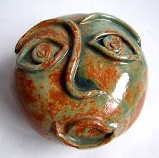 Signed pottery face d'occasion  Expédié en Belgium