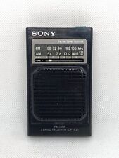 Receptor de rádio portátil vintage Sony FM/AM 2 bandas ICF-S21 W estojo de couro funcionando comprar usado  Enviando para Brazil