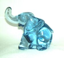 Estatueta de elefante de vidro arte azul vintage tronco da sorte comprar usado  Enviando para Brazil